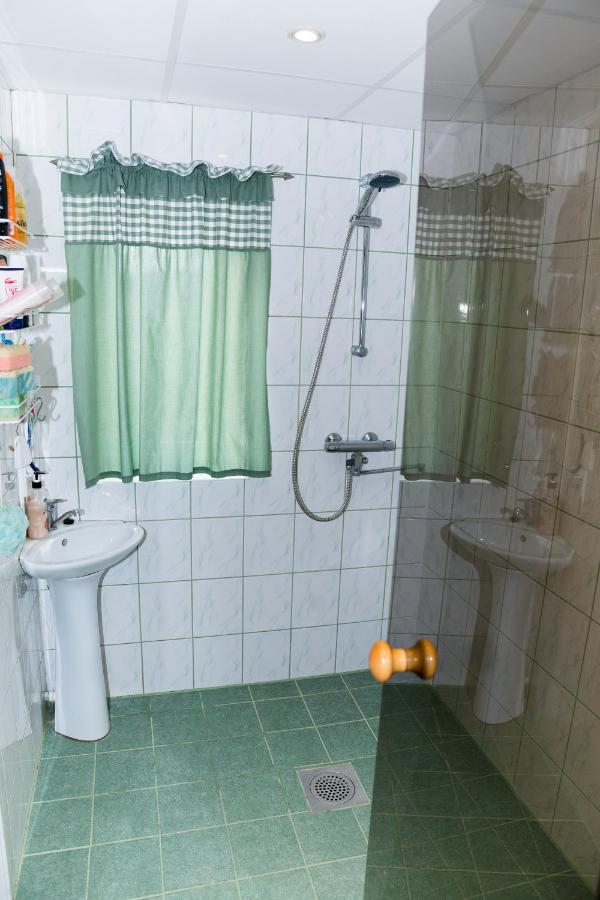 Mere Kodumajutus Kärdla Zewnętrze zdjęcie